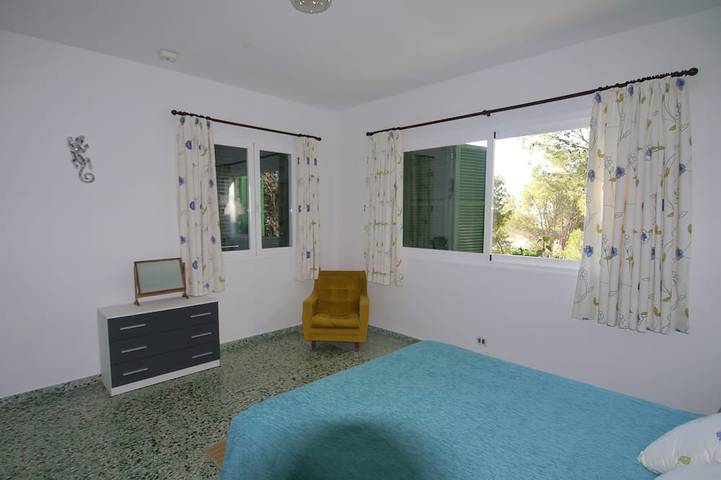 Location de vacances pour 8 personnes, avec balcon et jardin à Es Migjorn Gran - 3