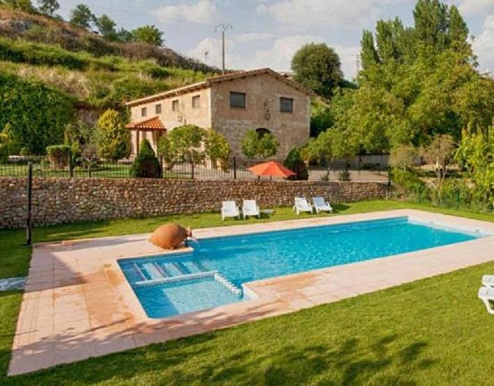 Casa rural con piscina para 12 personas, con Jardín y Piscina para niños en Las Hurdes