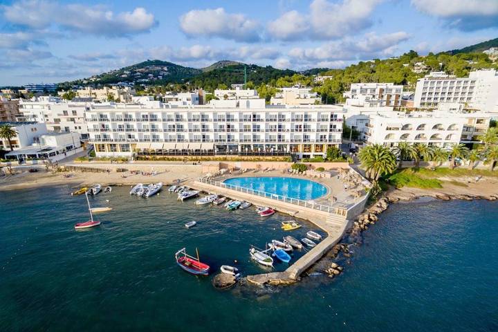 Hotel para 10 personas, con terraza además de jacuzzi y sauna - 1