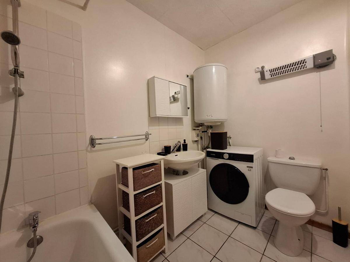 Appartement entier, Namasté 'Au vieux Poitiers' proche Futuroscope Golf Lac Rivière in Naintré, Vienne (France)