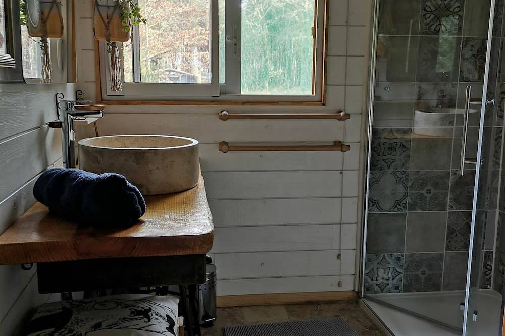 Bergerie rénovée, bain nordic privé, piscine privé clôturé, chiens/chats ok in Allons, Région de Nérac