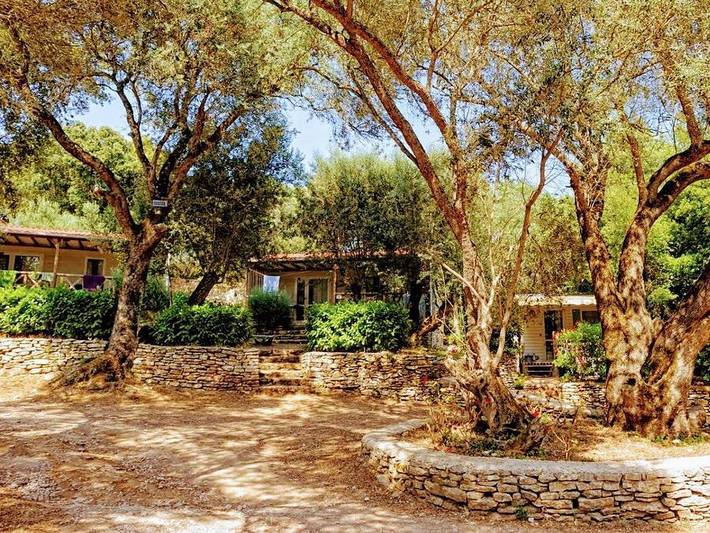 Camping Campo di Liccia - Chalet 4 personnes - 2 chambres + climatisation in Bonifacio, Arrondissement de Sartène