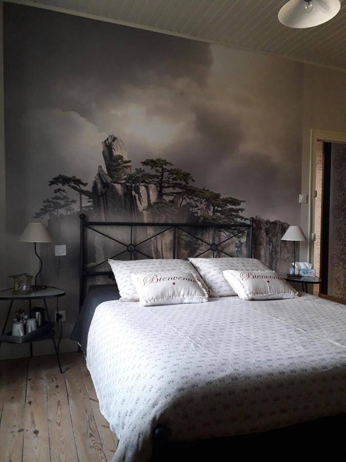 Location de vacances pour 2 personnes, avec Jardin dans Chambon-le-Château