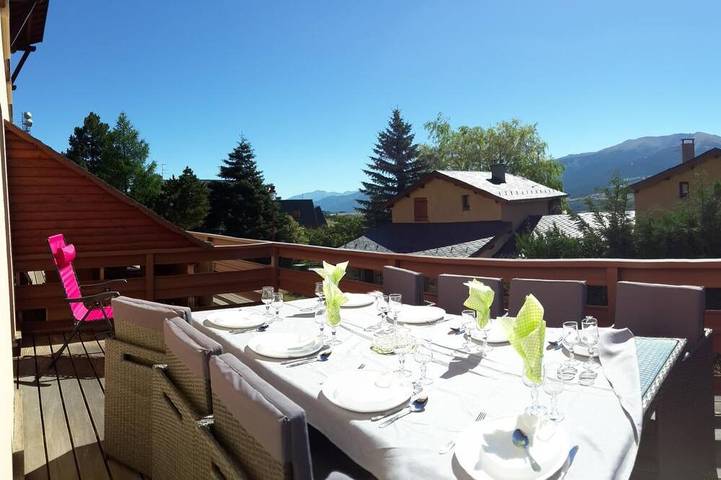 Gîte pour 6 personnes, avec Balcon et Jardin à Font-Romeu-Odeillo-Via