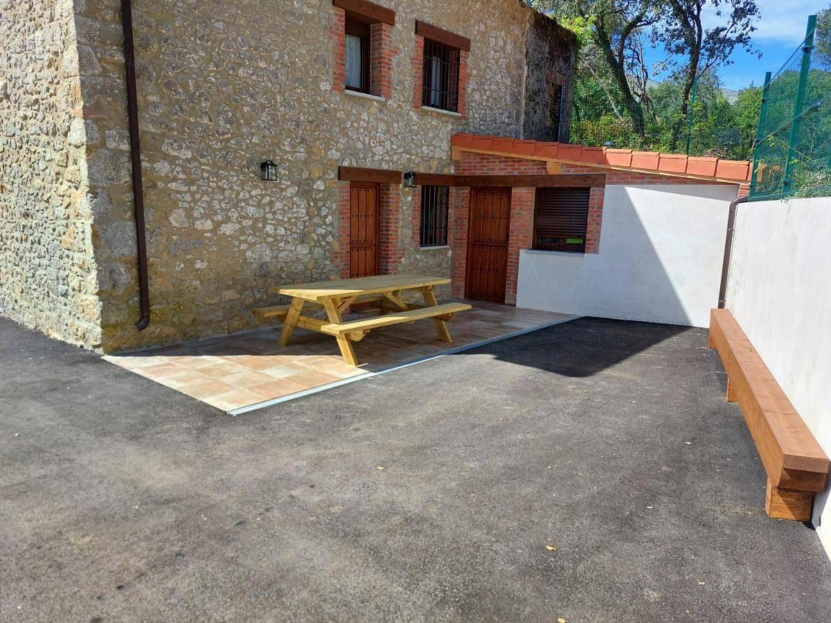 Four-Bedroom House in Balmori, Llanes