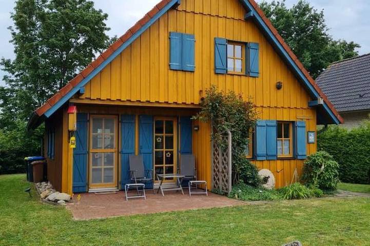 Ferienhaus für 7 Personen, mit Terrasse und Garten