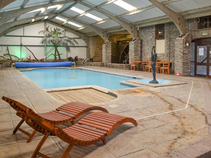 Cottage for 5 people, with garden, with pets in Devon