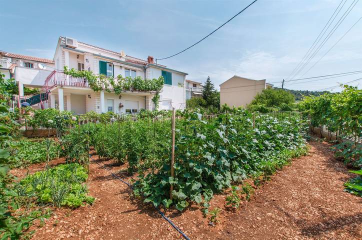 Ferienwohnung für 4 Personen, mit Terrasse und Ausblick