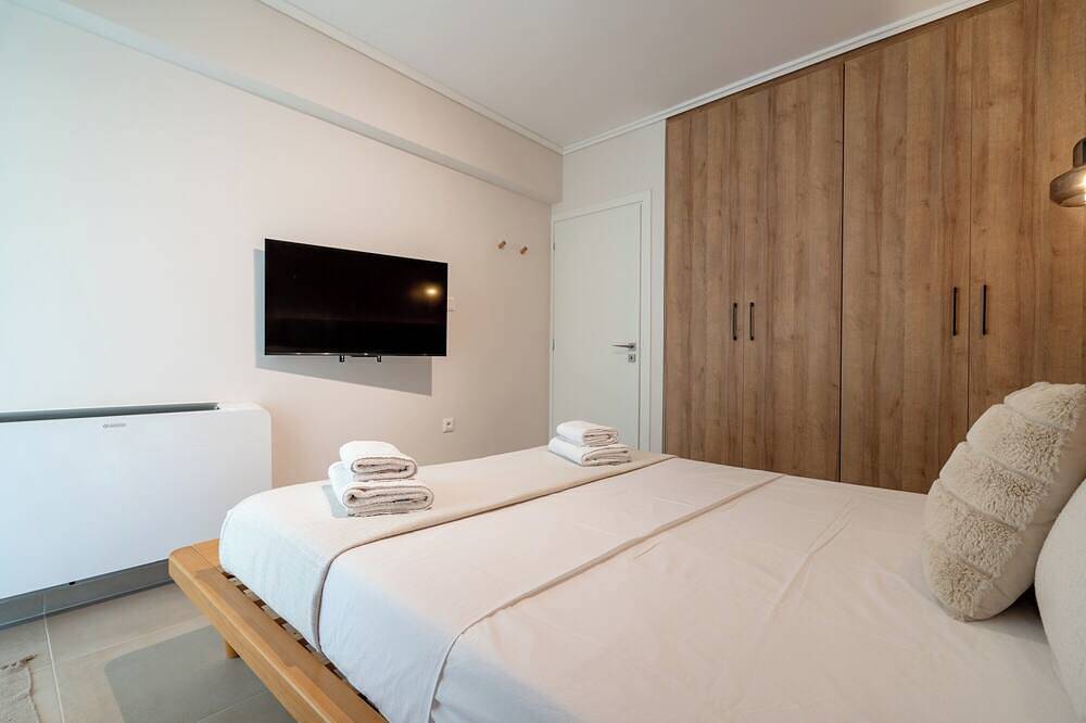 Geheel appartement, Seaview Balcony in Varkiza in Vari, Oostkust Regio Attika