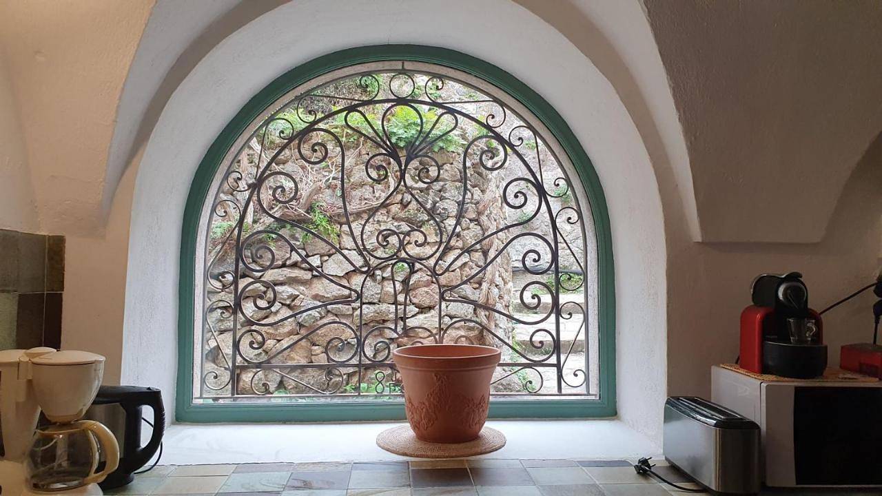 U Paisolu, maison de village en Corse, entre mer et montagne in Nessa, Région de Calvi