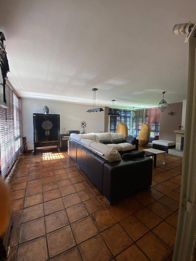 Apartamento para 10 personas, con Balcón y Terraza además de Jardín y Piscina en Silleda