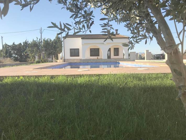 Casa rural para 9 personas, con piscina para niños y jardín además de vistas y piscina en San Jaime de Enveija