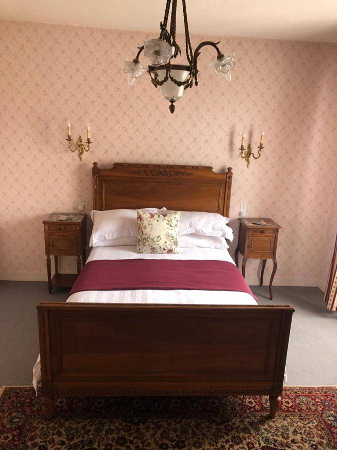 Double Room with Private Bathroom in Passais, Parc naturel régional Normandie-Maine