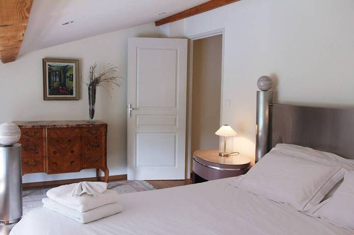 Gîte pour 4 personnes, avec jardin ainsi que piscine et terrasse à Pamiers - 3