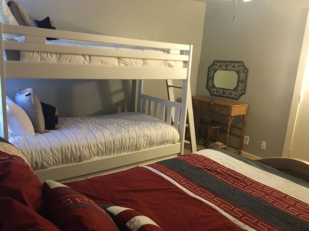 Vacation House for 8 Guests in Possum Kingdom Lake, Texas