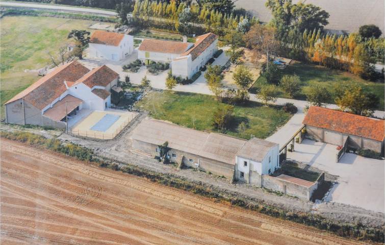 Ferienhaus für 4 Personen, mit Terrasse in Arles - 4