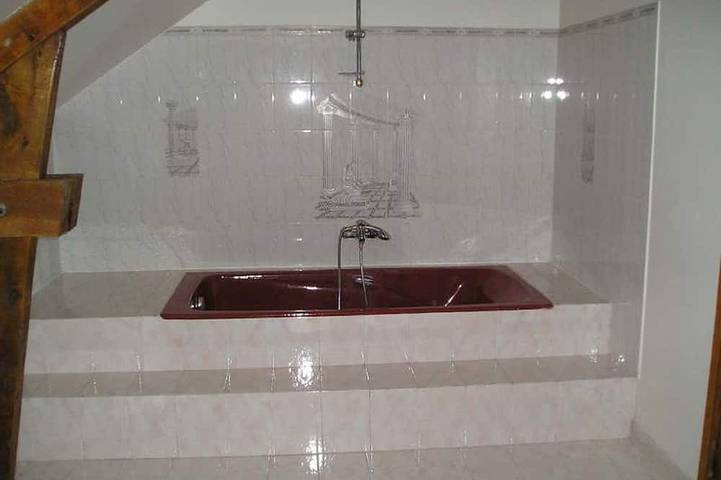 Gîte pour 31 personnes, avec jardin, animaux acceptés à Courtenay - 4