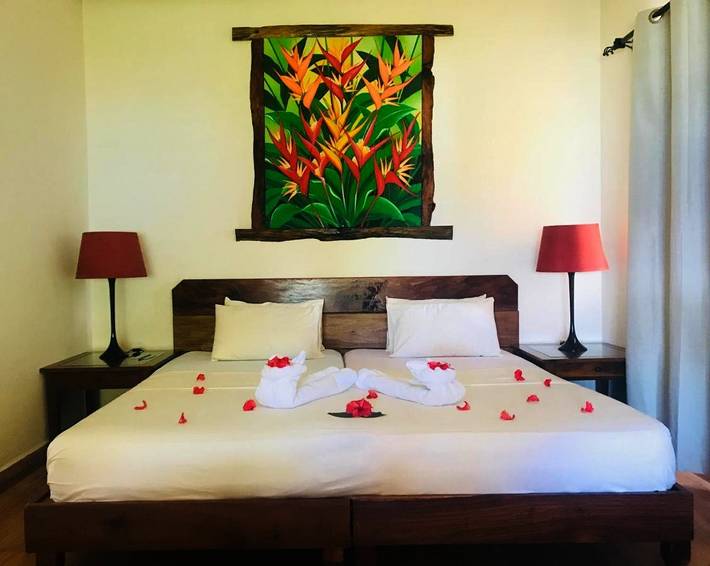 BnB für 2 Personen, mit Ausblick und Balkon auf den Seychellen