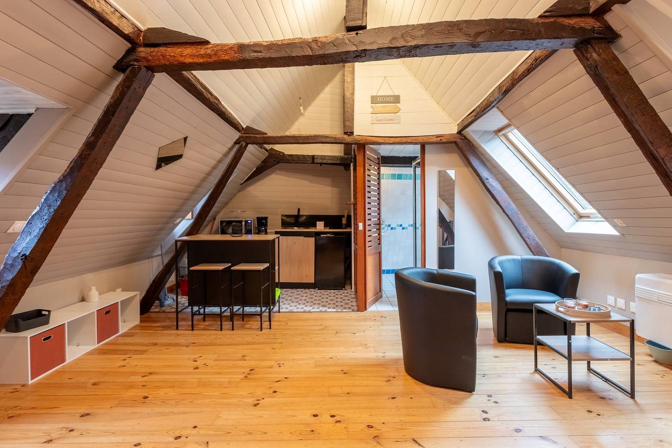 Ganze Wohnung, Apartment „Studio Tess“ mit Wlan in Salies-de-Béarn, Béarn