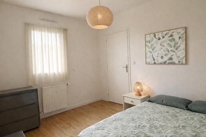 Location de vacances pour 15 personnes, avec vue et jardin à Saint-Jean-le-Thomas - 3