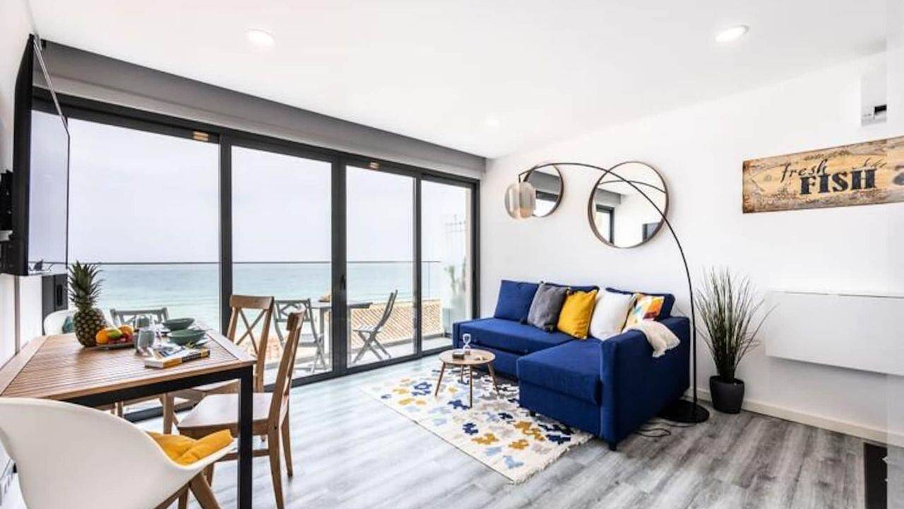 Ganze Ferienwohnung, Ferienwohnung für 6 Personen (90 m²) in Praia da Salema in Praia da Salema, Naturpark Südwest-Alentejo und Costa Vicentina