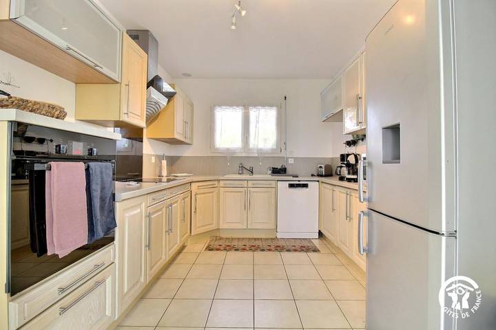 Gîte pour 4 personnes, avec terrasse et jardin dans Plage de Landrezac - 2