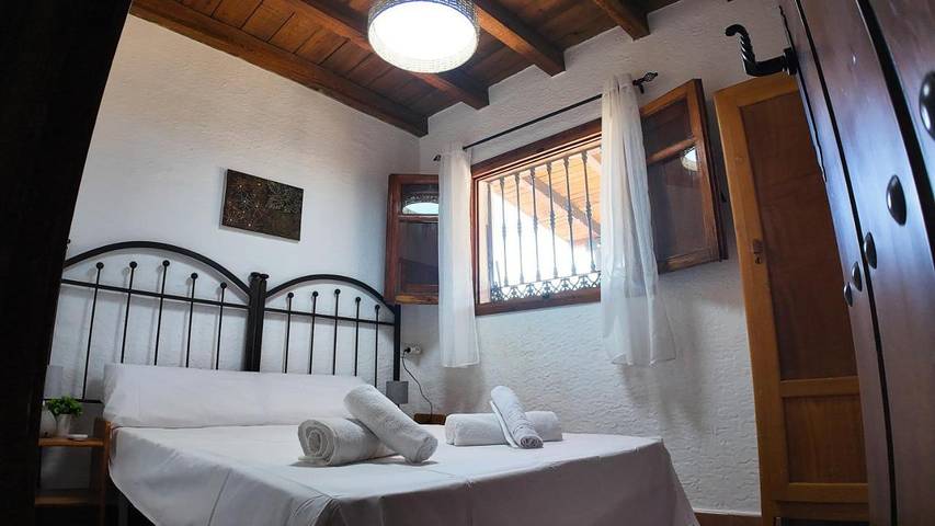 Casa de vacaciones para 6 personas, con piscina además de jardín y vistas, Se admiten mascotas en Sierra de Segura - 4