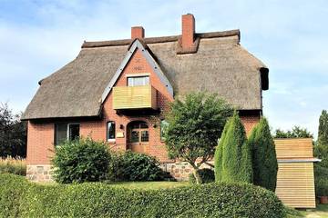 Ferienhaus für 6 Personen, mit Balkon und Garten in Vogelsang-Warsin