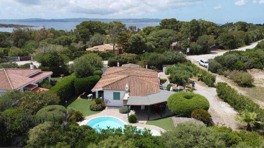 Casa vacanza per 10 persone, con piscina e giardino, con animali domestici - 1