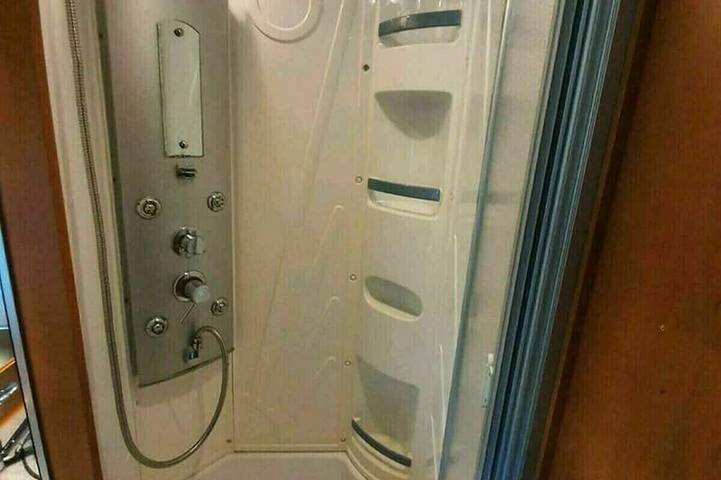 Wohnwagen für 2 Personen in Mecklenburg-Vorpommern - 3