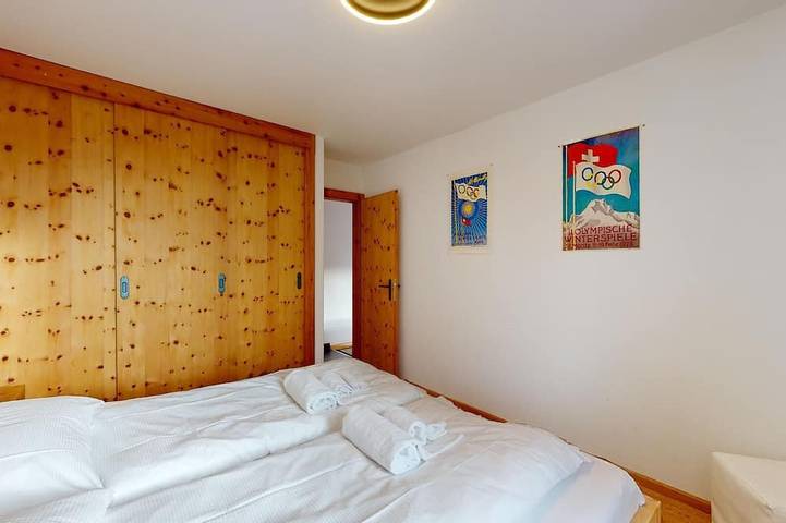 Apartamento entero, Luminoso apartamento de 2 habitaciones con ca. in Corvatsch, Silvaplana