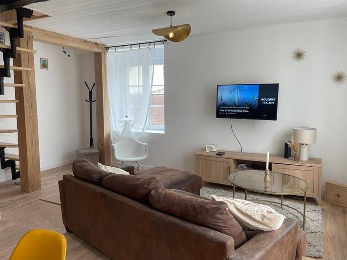 Location de vacances pour 4 personnes, avec terrasse à Savigny-le-Vieux - 2