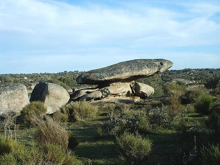 Casa rural para 11 personas, con jardín además de piscina y terraza, Se admiten mascotas en Sayago - 3