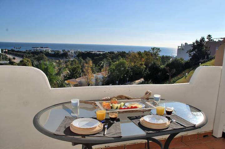 Finca für 4 Personen, mit Balkon und Pool in Casares