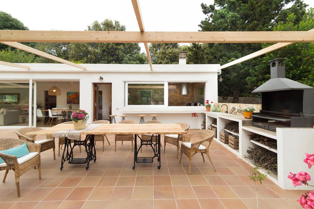 Casa Rural El Jardi con Piscina, Jardin y Barbacoa in Arenys de Munt, Costa del Maresme