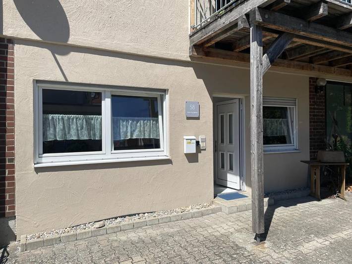 Ganze Wohnung, One-Bedroom Apartment in Ochsenhausen, Landkreis Biberach
