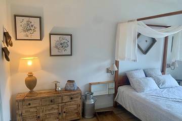 Cottage pour 2 personnes, avec balcon et jacuzzi ainsi que sauna et piscine à Labastide-Marnhac