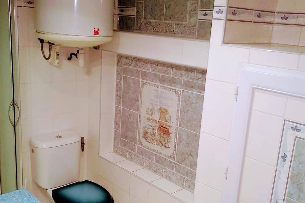 Appartement entier, Joli appartement numéro 3  endroit idéal Paris, Disneyland, Versailles in Alfortville, Val-de-Marne