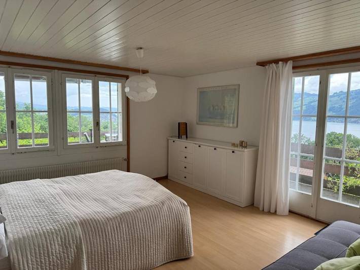 Gîte pour 2 personnes, avec vue et balcon à Krattigen