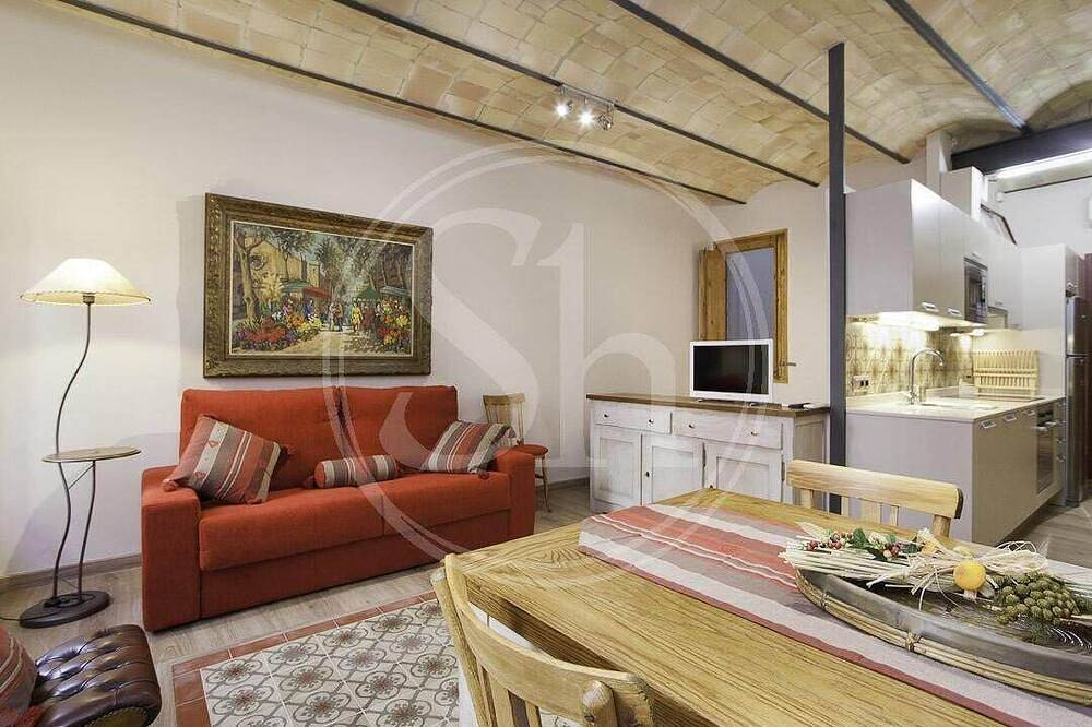 Entire apartment, Practical apartment in Gracia in Barcelona Centre, Barcelona