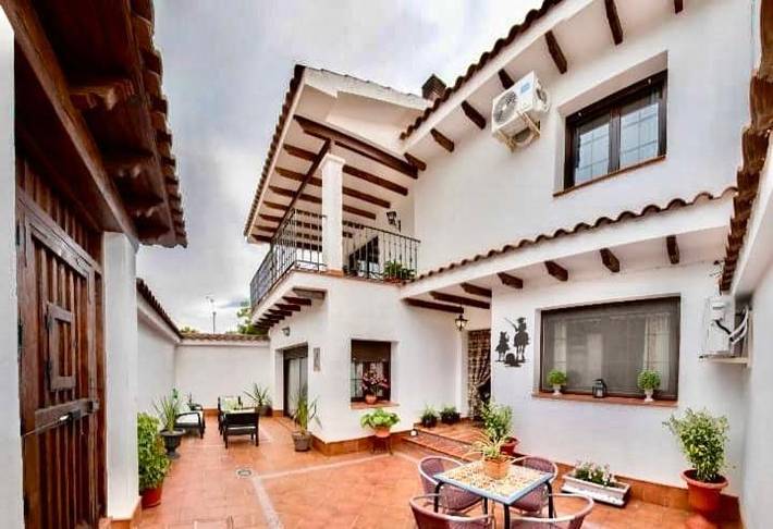 Casa rural para 3 personas, con Terraza y Vistas en Urda 