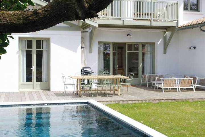 Villa für 10 Personen, mit Balkon und Garten - 1