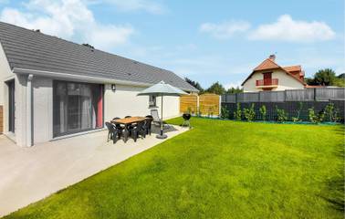 Gîte pour 4 personnes, avec jardin à Angerville-l'Orcher