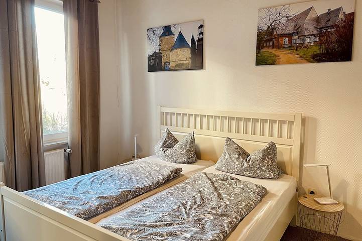 Ganze Wohnung, Moderne Ferienwohnung mit WLAN in der Altstadt (nahe Marktplatz) in Goslar, Harzvorland