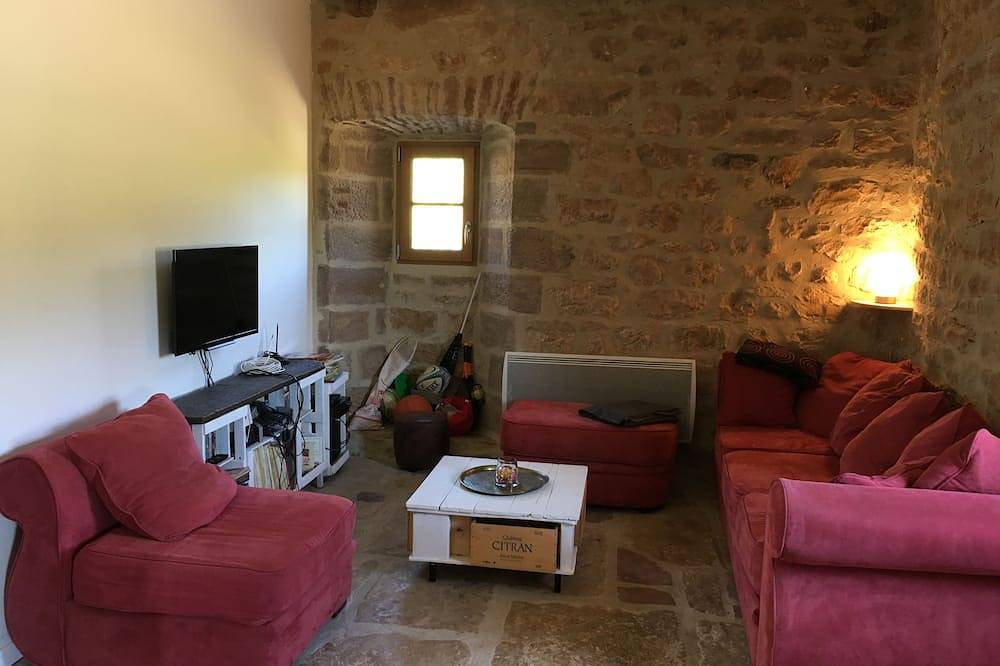 Maison Ancienne entierement renovée in Ligneyrac, Région de Brive-la-Gaillarde