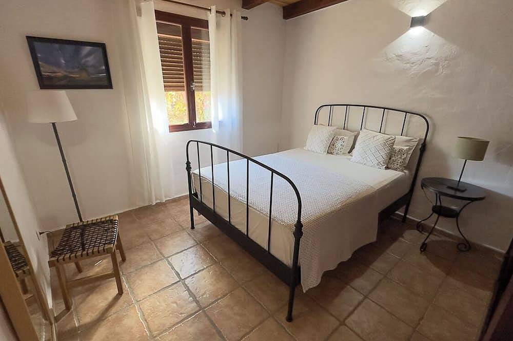 Espaciosa e Independiente Villa con jardín en Lajares. in Lajares, La Oliva