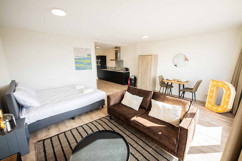 Entire apartment, Cozy Modern Studio Prh in Rotterdam, South Holland