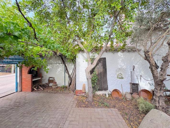 Casa de vacaciones para 6 personas, con jacuzzi además de piscina y jardín - 1