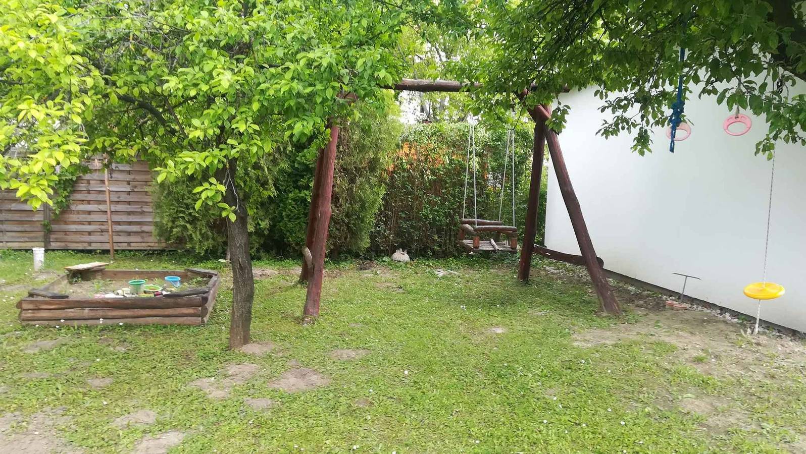 Ganze Ferienwohnung, Ferienwohnung kinderfreundlich mit Internet und Grillmöglichkeit  in Balatonföldvar, Plattensee Südufer