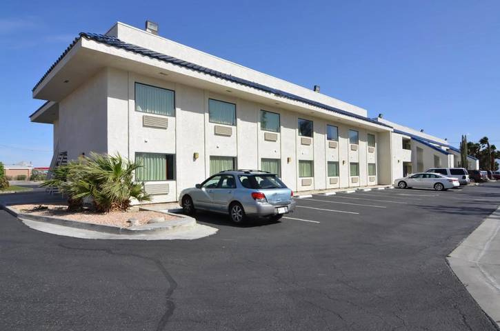 Hotel para 5 personas, con terraza y piscina, Se admiten mascotas - 1